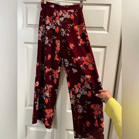 Forever 21 BohoChic Wide-Leg Floral Pants - Picture 2 of 4
